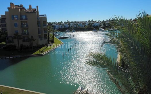 Apartamento en venta en La Marina de Sotogrande