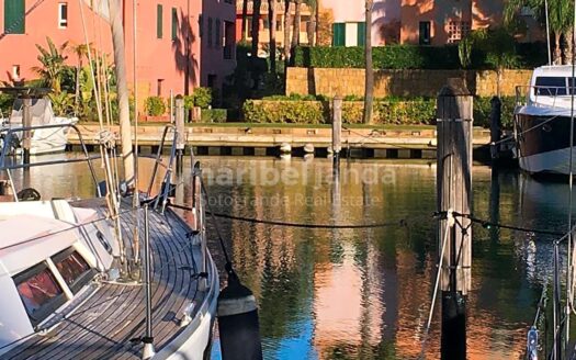 Atraque en venta en La Marina