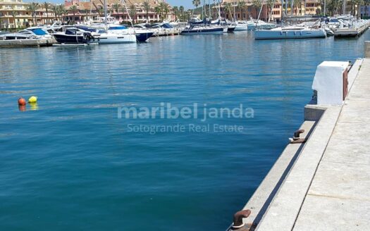 Atraque en el Puerto Deportivo de Sotogrande