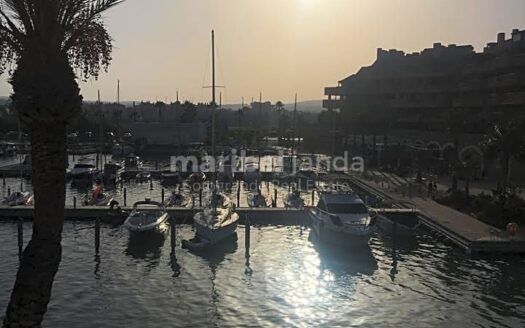 Apartamento Duplex en La Marina de Sotogrande