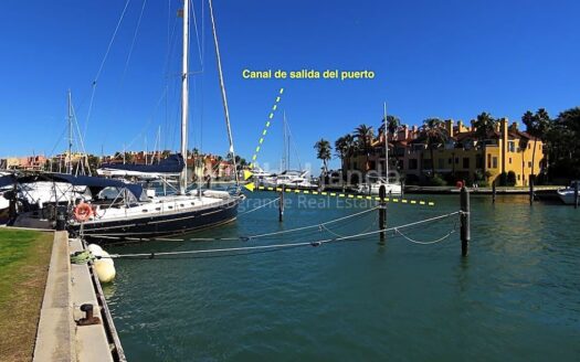 Atraque en La Marina de Sotogrande